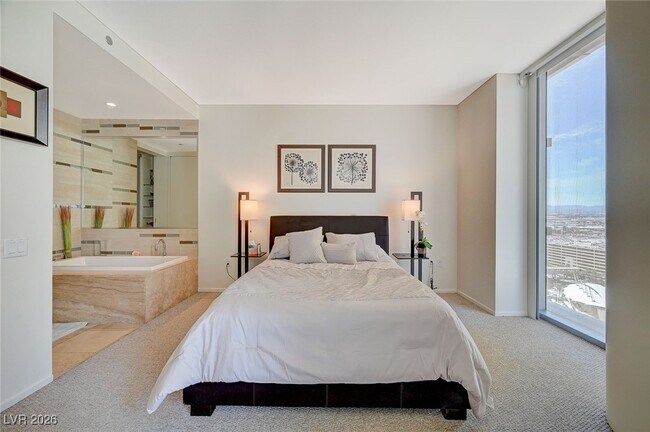 Building Photo - 3722 S Las Vegas Blvd