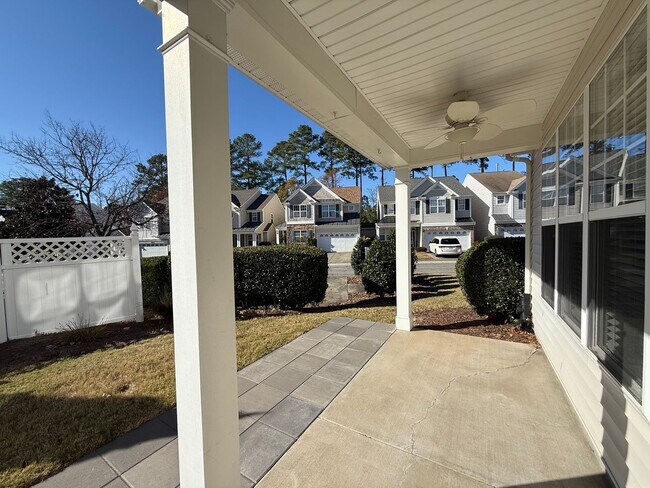 Building Photo - Stunning 2BD, 2.5BA Morrisville Home in a ...