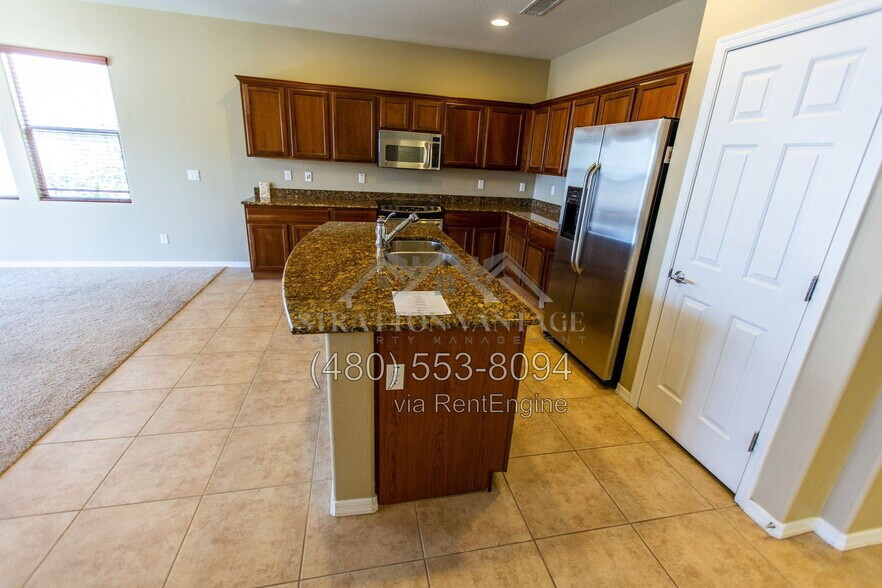 Building Photo - 20767 W Ridge Rd
