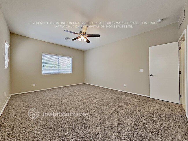 Building Photo - 13295 W Crocus Dr