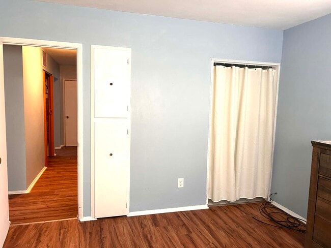 Building Photo - 4462 Lockwood Blvd