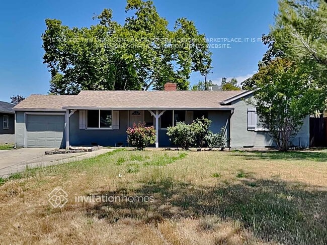 Building Photo - 2305 Carlsbad Ave