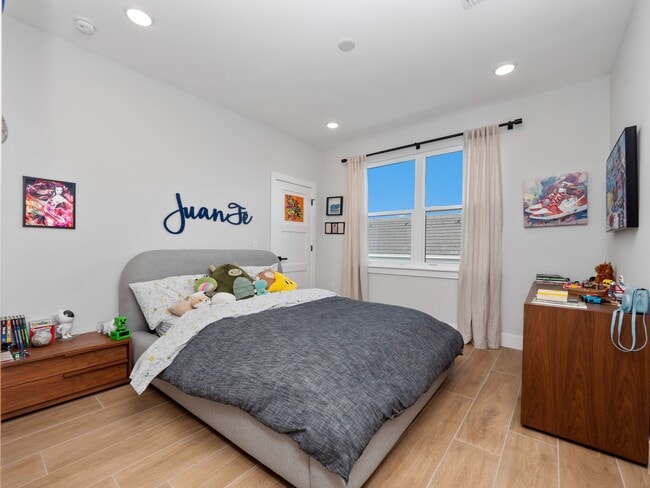 Building Photo - 239 Hampton Loop