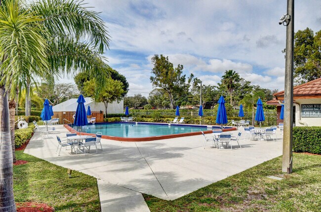Building Photo - 1820 San Juan Dr