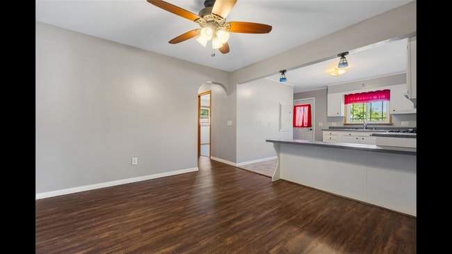 Building Photo - 1000-1013 13th St