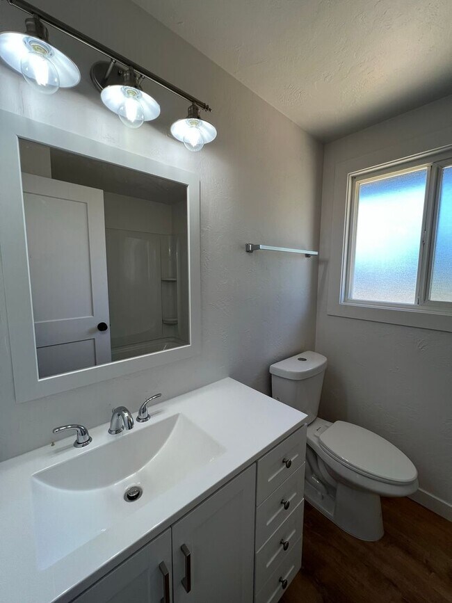 Building Photo - 4012so
