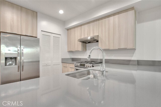 Building Photo - 501 W Foothill Blvd