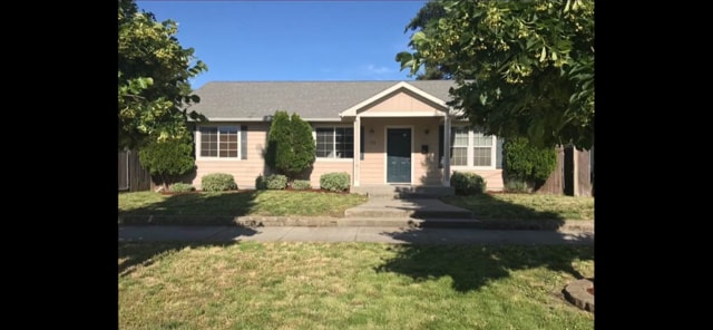 Building Photo - 538 Cayuse St