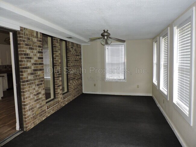 Building Photo - 3206 Raines St