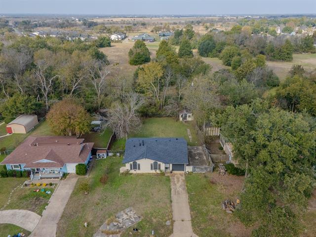 Building Photo - 203 Leighton Dr