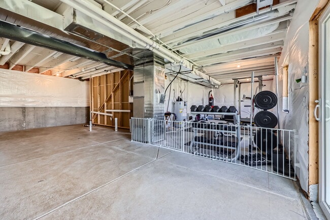 Building Photo - 42830 Ivydale St