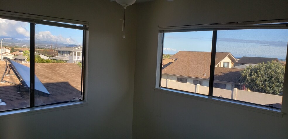 Building Photo - 94-324 Waimaka St