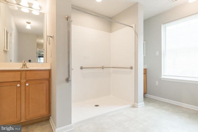 Building Photo - 106 Butterscotch Ct