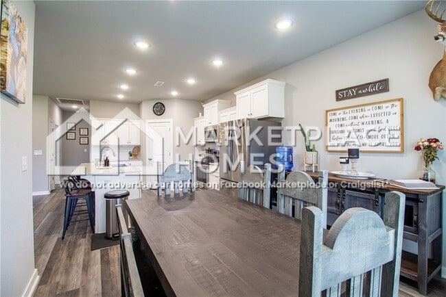 Building Photo - 439 N Otoe St