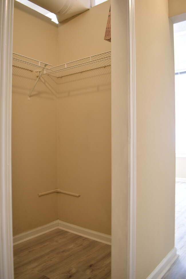 Walk-in closet - 32 Peachtree St NW