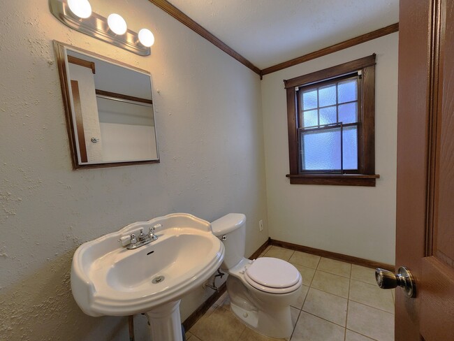 Building Photo - 365 Vandalia St