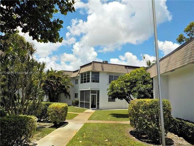 Building Photo - 6501 Winfield Blvd