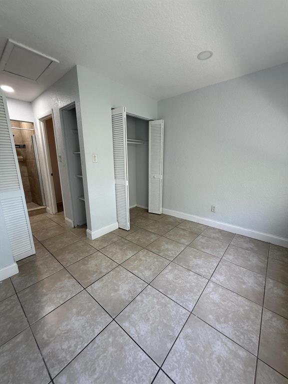 Building Photo - 9640 NW 65th St