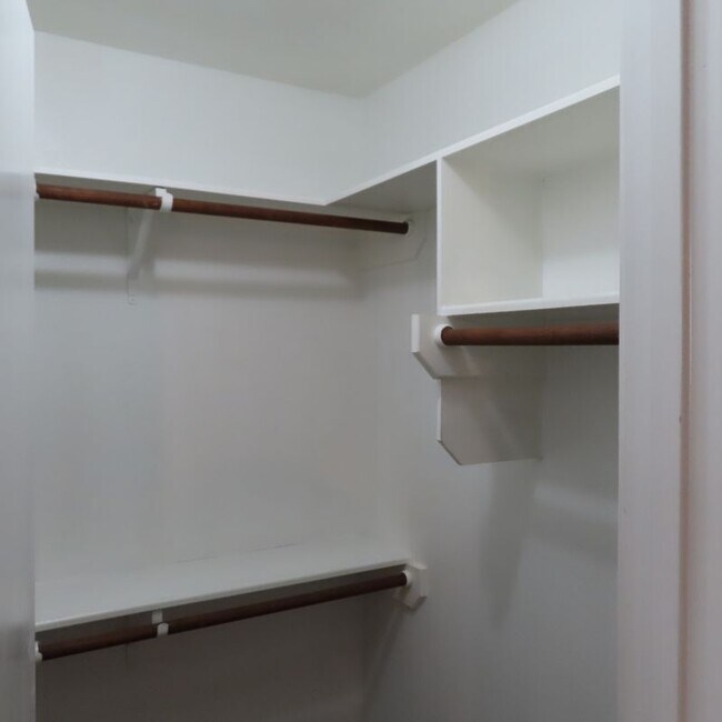 Building Photo - 4115 McFarland Dr
