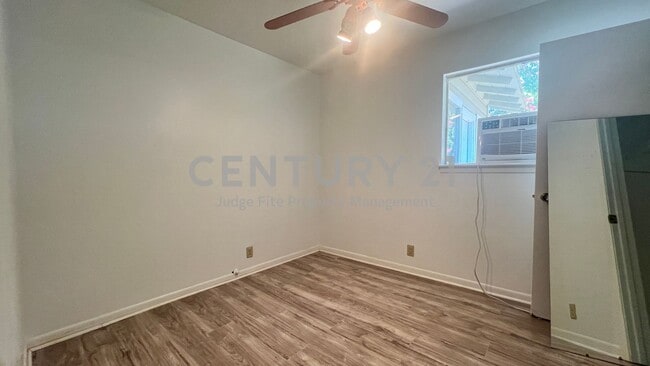Building Photo - Charming 3/1/1 in Fort Worth For Rent!