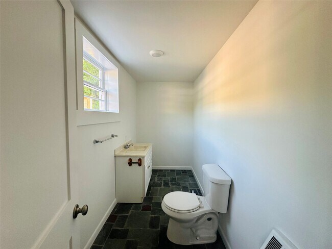 Building Photo - 3622 US-9