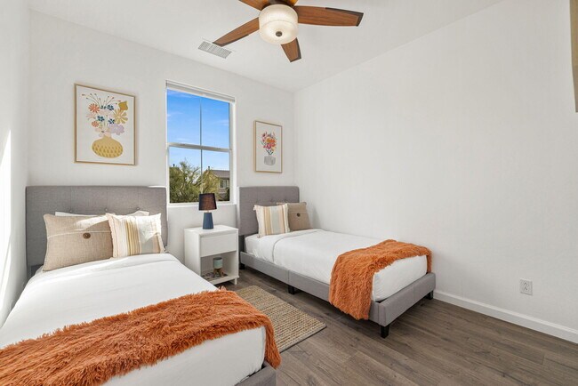 Building Photo - 48701 Anastacia Ct