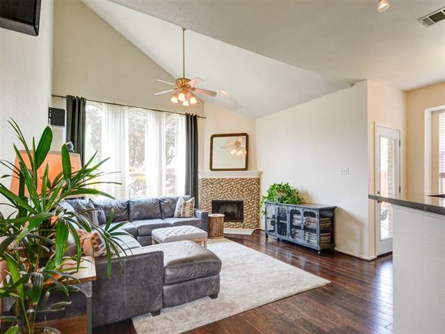 Building Photo - 4019 Bryson Dr