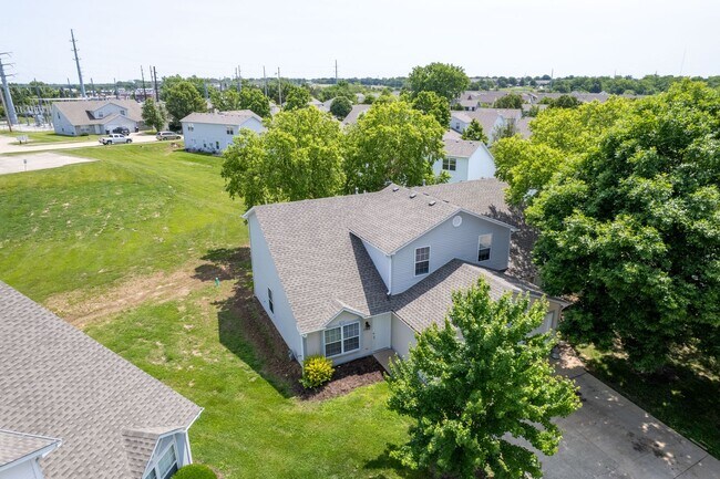 Building Photo - 3504-3506 Delmar Ct.
