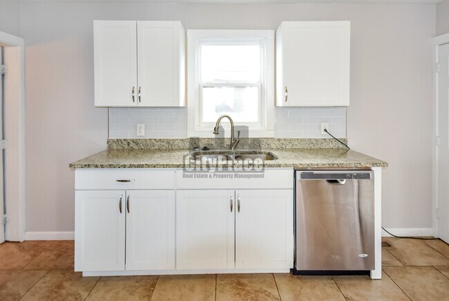 Building Photo - 3116 Ruckle St