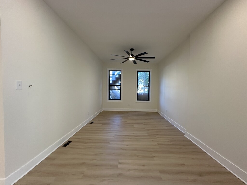Building Photo - 1322 W Ohio St