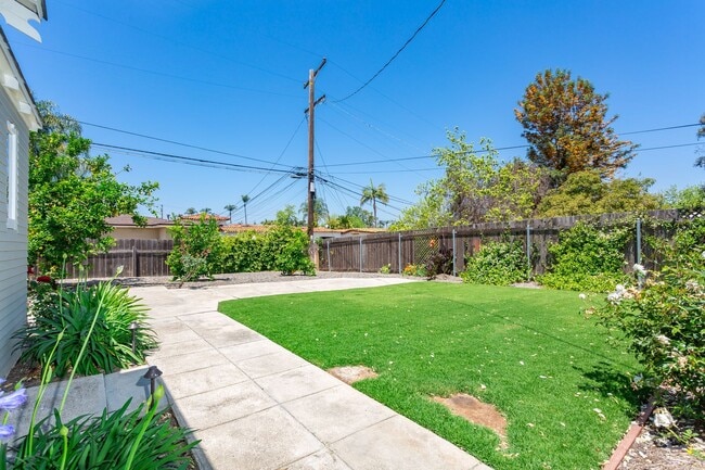 Building Photo - Modern Kensington Cottage