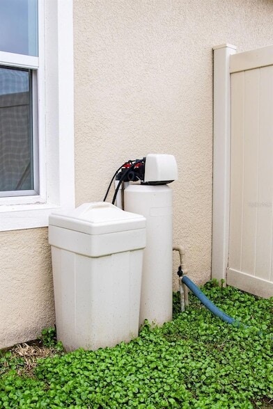 Building Photo - 8089 Pelican Reed Cir