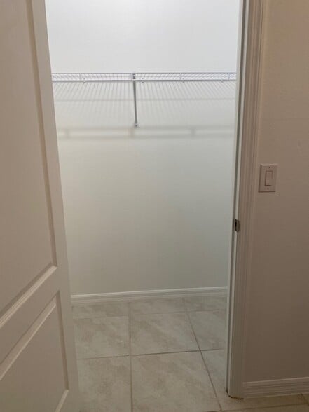 Building Photo - 175 Grove Branch Rd