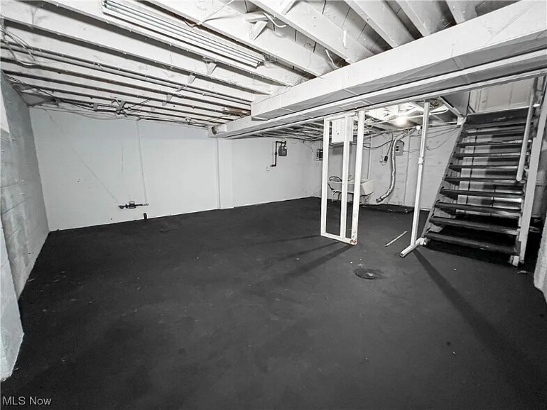 Building Photo - 1764 S Heights Ave