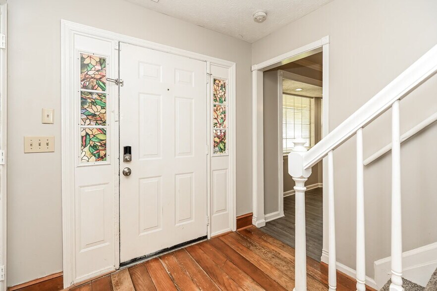 Building Photo - 1268 Brandl Dr SW