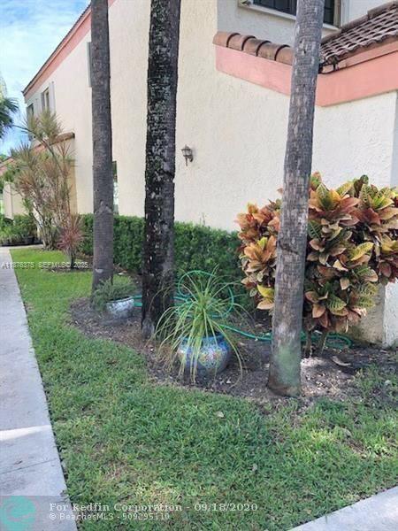 Building Photo - 3483 Emerald Oaks Dr