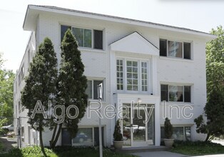 Building Photo - 729 E 16th St