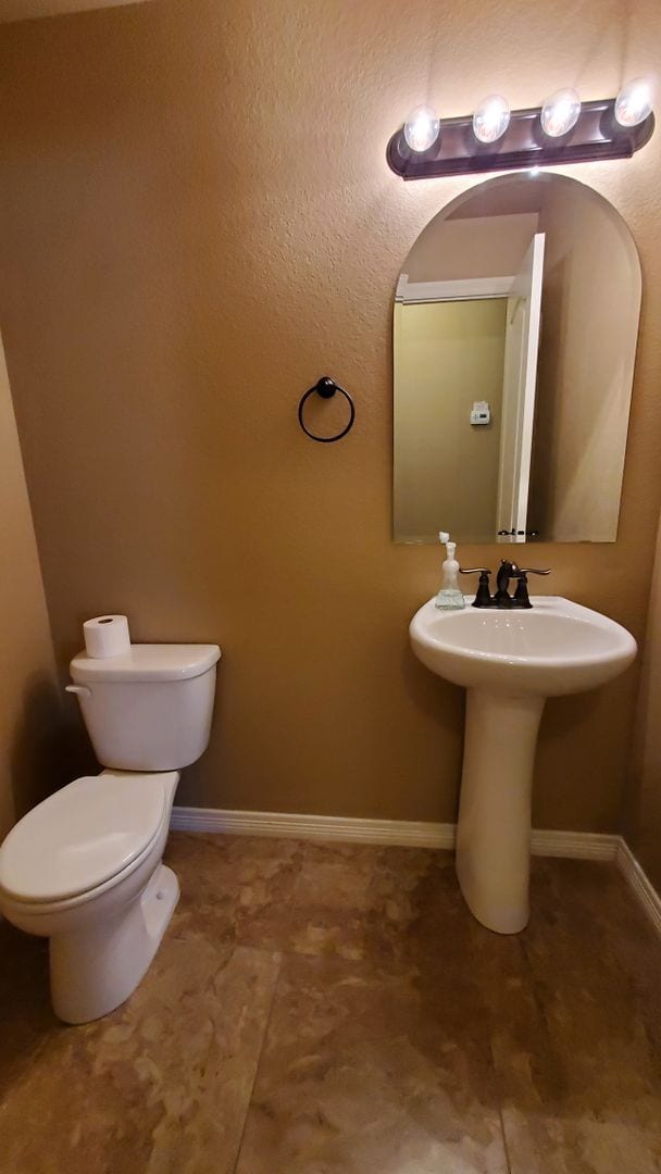 Building Photo - $2576, 5 Br/4 BA Stunning house for rent in Colorado Springs