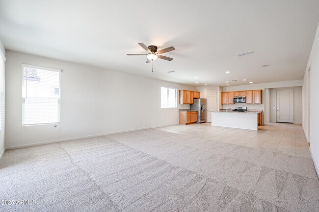 Building Photo - 25333 N 172nd Dr