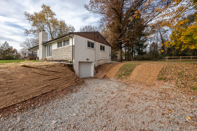 Building Photo - 1201 Bickel Rd