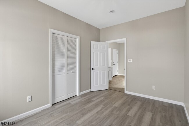 Building Photo - 378 Grand St