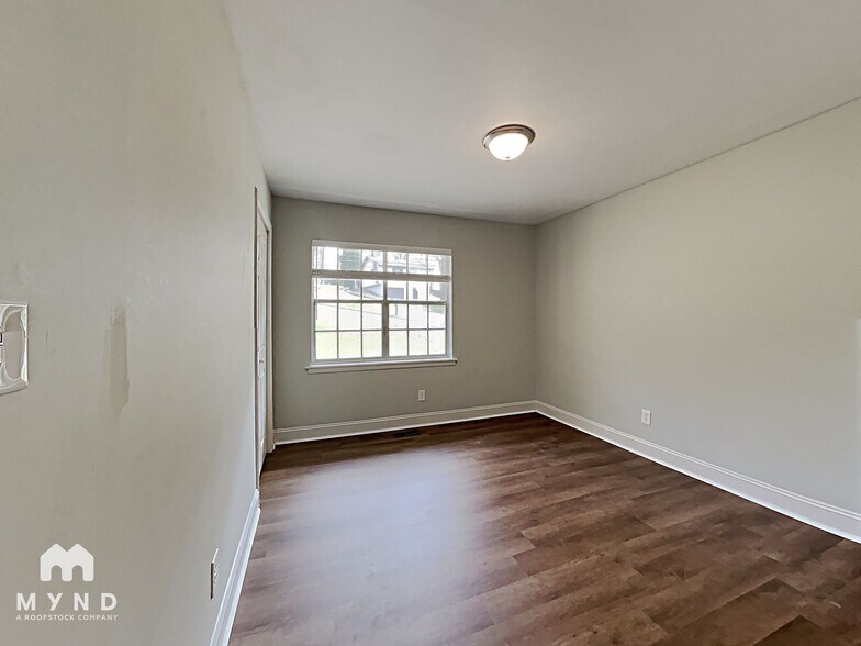 Building Photo - 808 Windover Pl