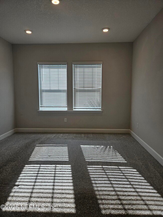 Building Photo - 11340 Breakers Bay Wy