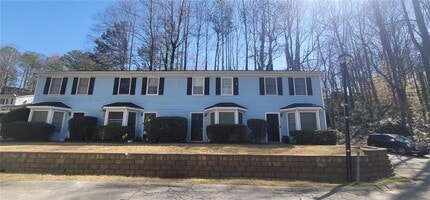 Building Photo - 1570 Oakpoint Dr SW