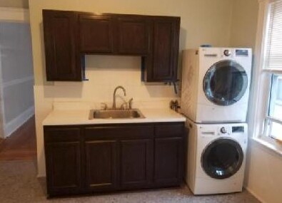 Building Photo - 24 Dimick St