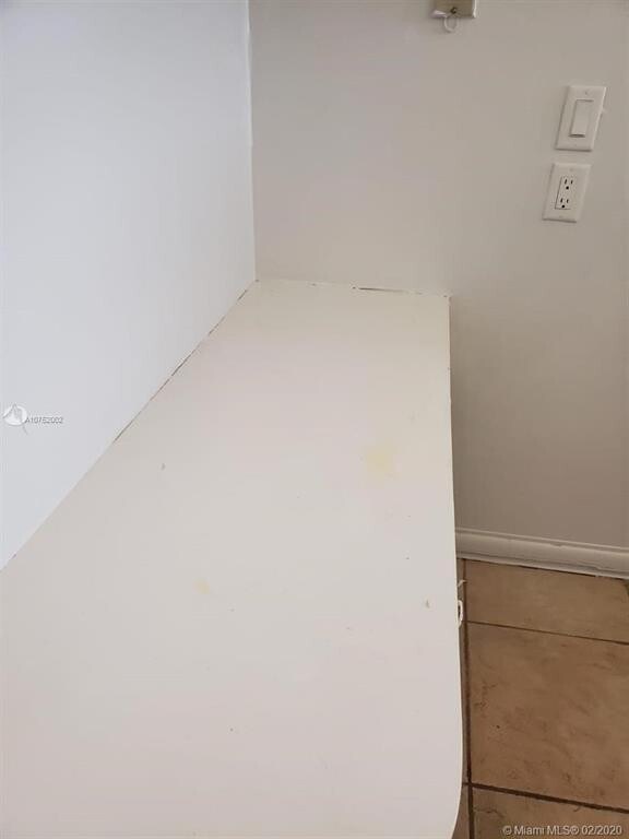 Building Photo - 1321 NW 43rd Ave