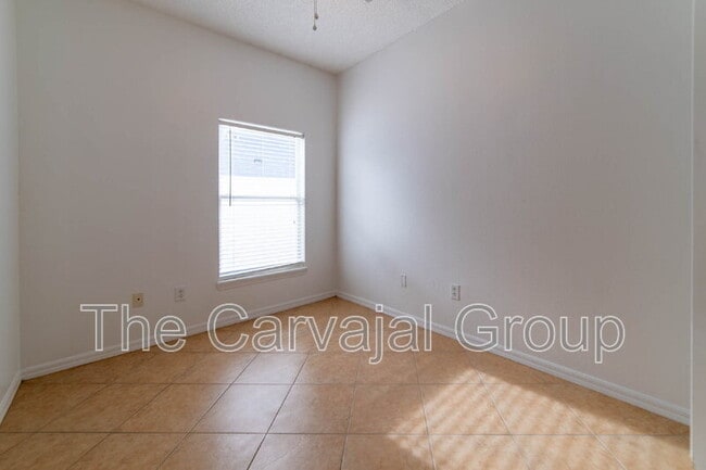 Building Photo - 4434 Waterside Pointe Cir
