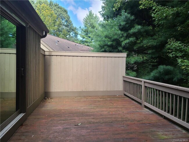 Building Photo - 384 Heritage Hills