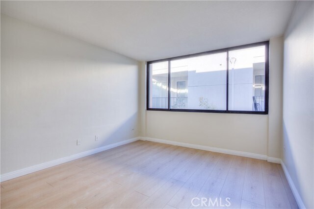 Building Photo - 421 La Fayette Park Pl