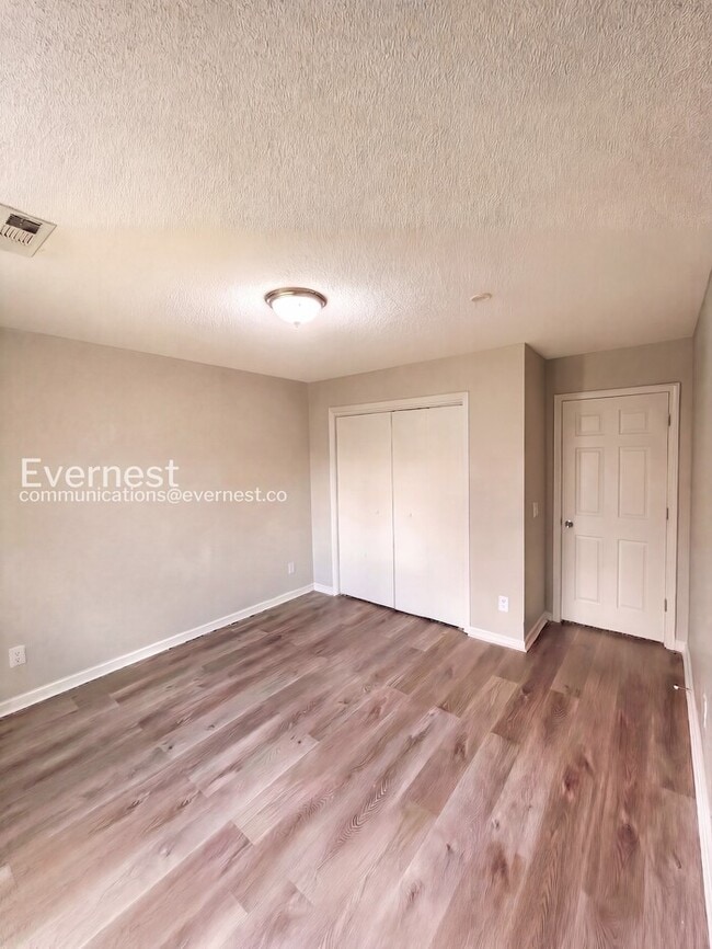 Building Photo - 1356 Mistletoe Ridge Pl NW